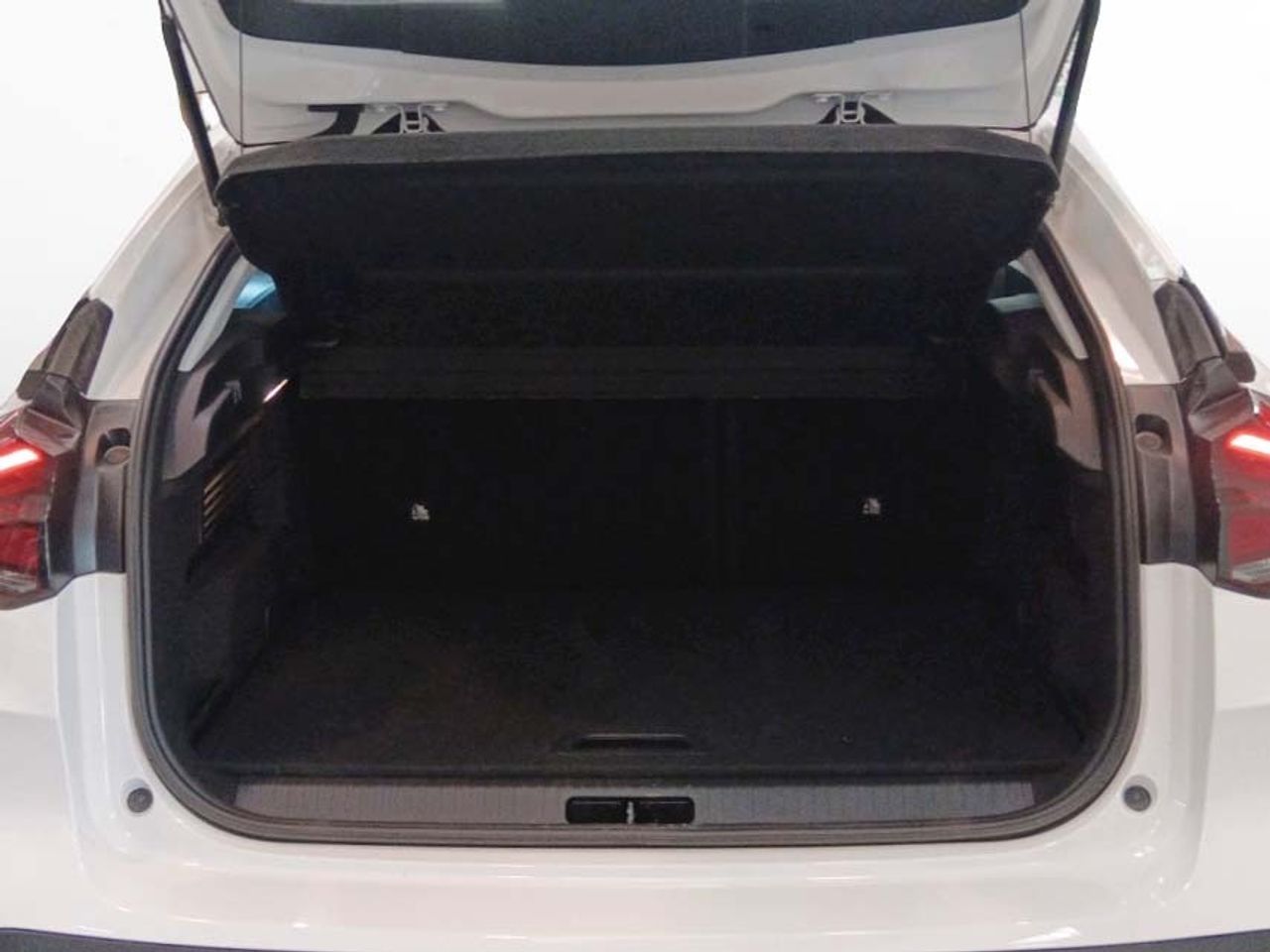 Citroën C4 PureTech 130 Plus - foto 11