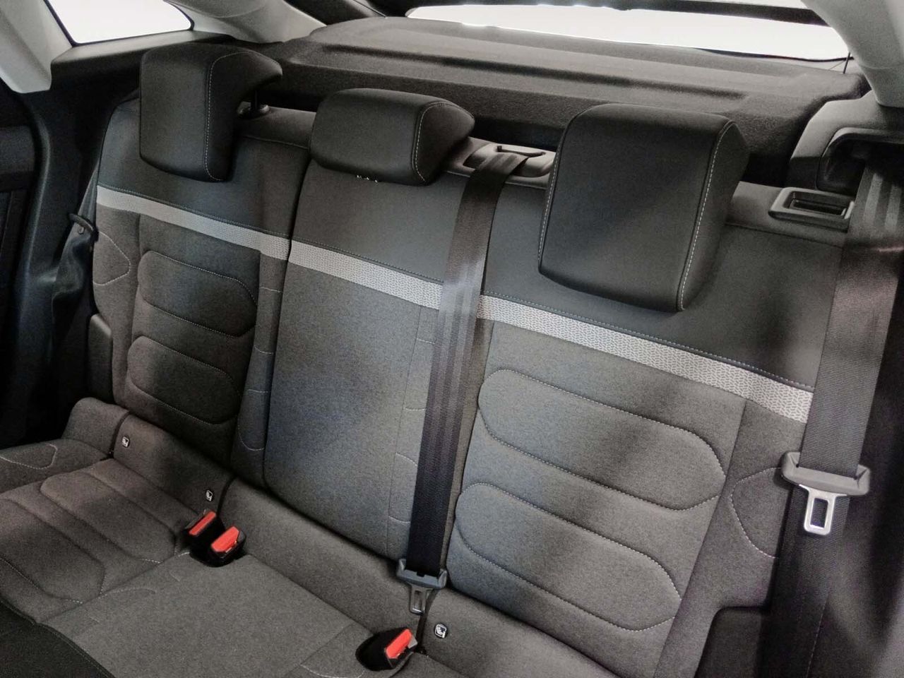 Citroën C4 PureTech 130 Plus - foto 9