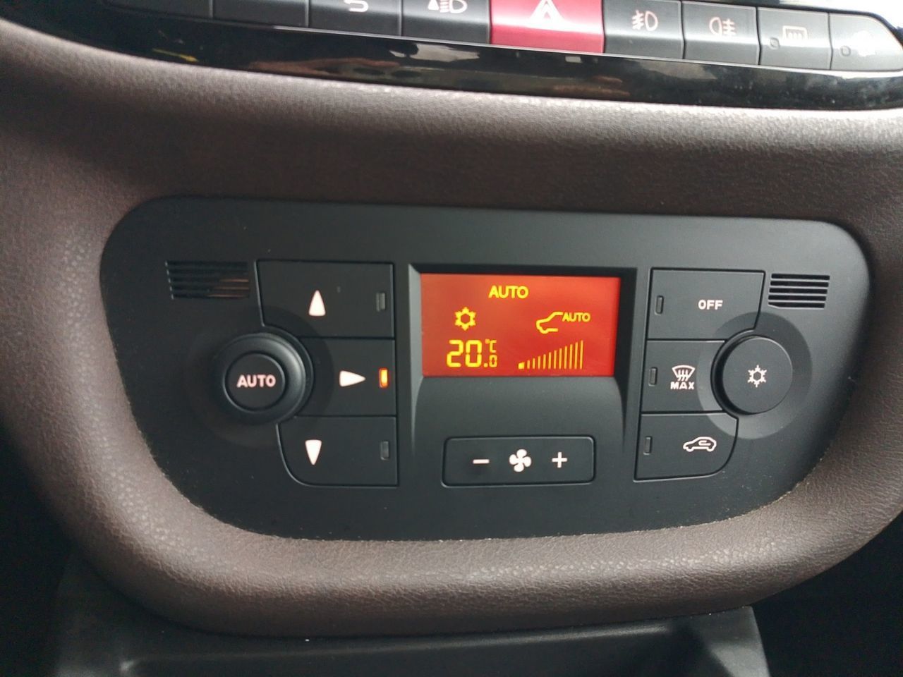 Fiat Doblò 1.6 MultiJet N1 Trekking - foto 18