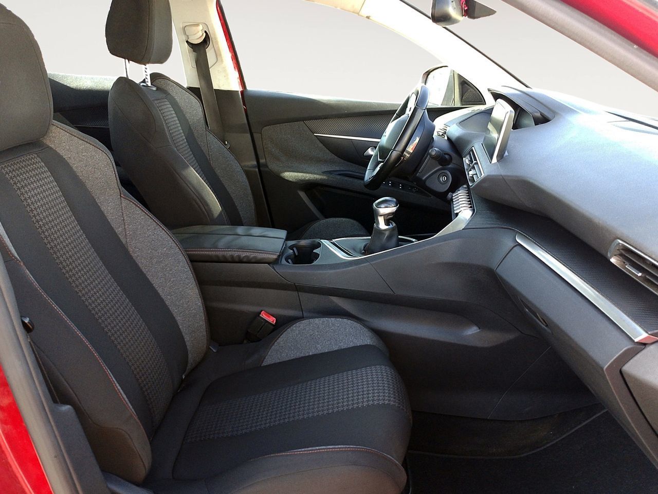 Peugeot 3008 PureTech 130 Active - foto 11