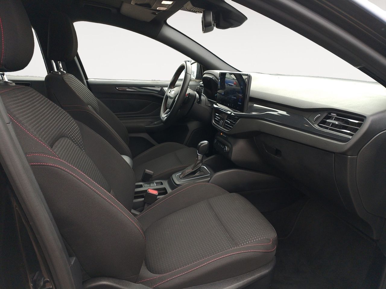 Ford Focus 1.0 EcoBoost MHEV ST-Line - foto 10