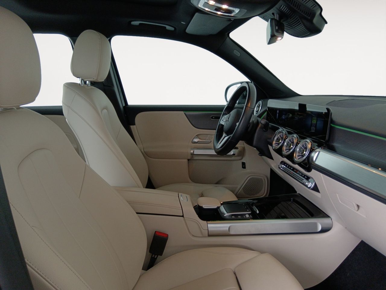 Mercedes-Benz GLB 180 - foto 10