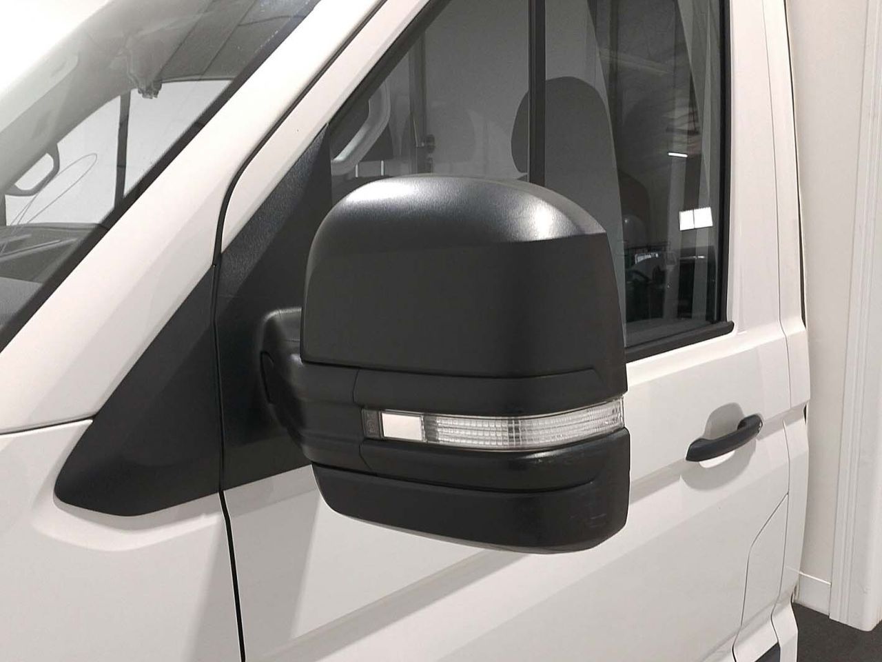 Volkswagen Crafter Cabina Simple Batalla Larga Sin Techo 2.0 TDI 3.500 - foto 17