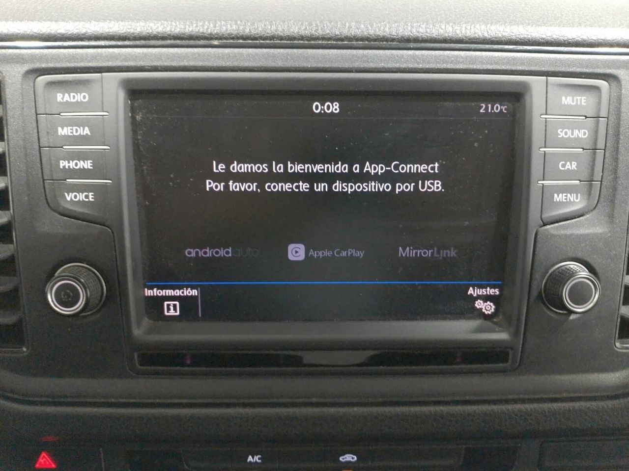 Volkswagen Crafter Cabina Simple Batalla Larga Sin Techo 2.0 TDI 3.500 - foto 15