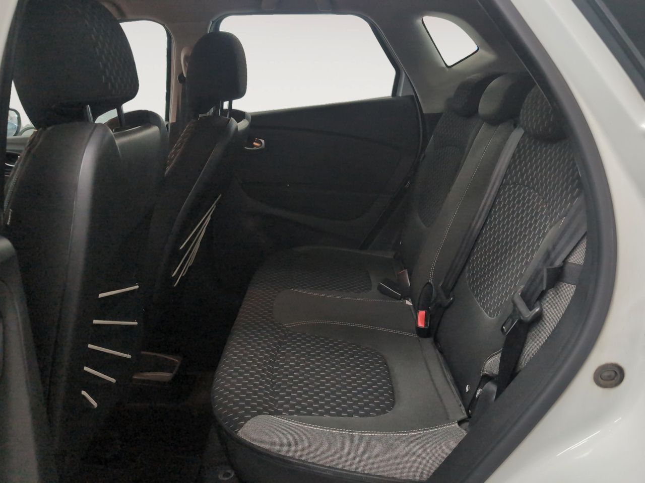 Renault Captur Limited Energy TCe - foto 12