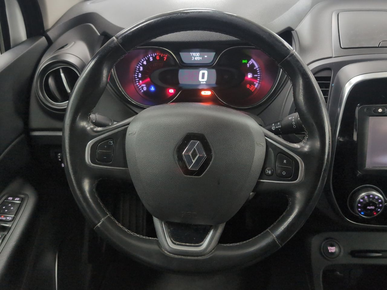 Renault Captur Limited Energy TCe - foto 10