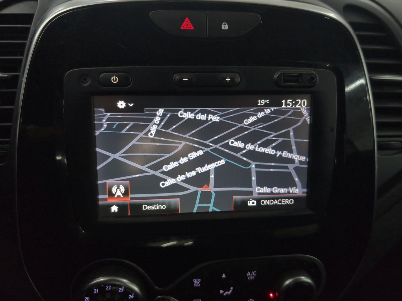 Renault Captur Limited Energy TCe - foto 18