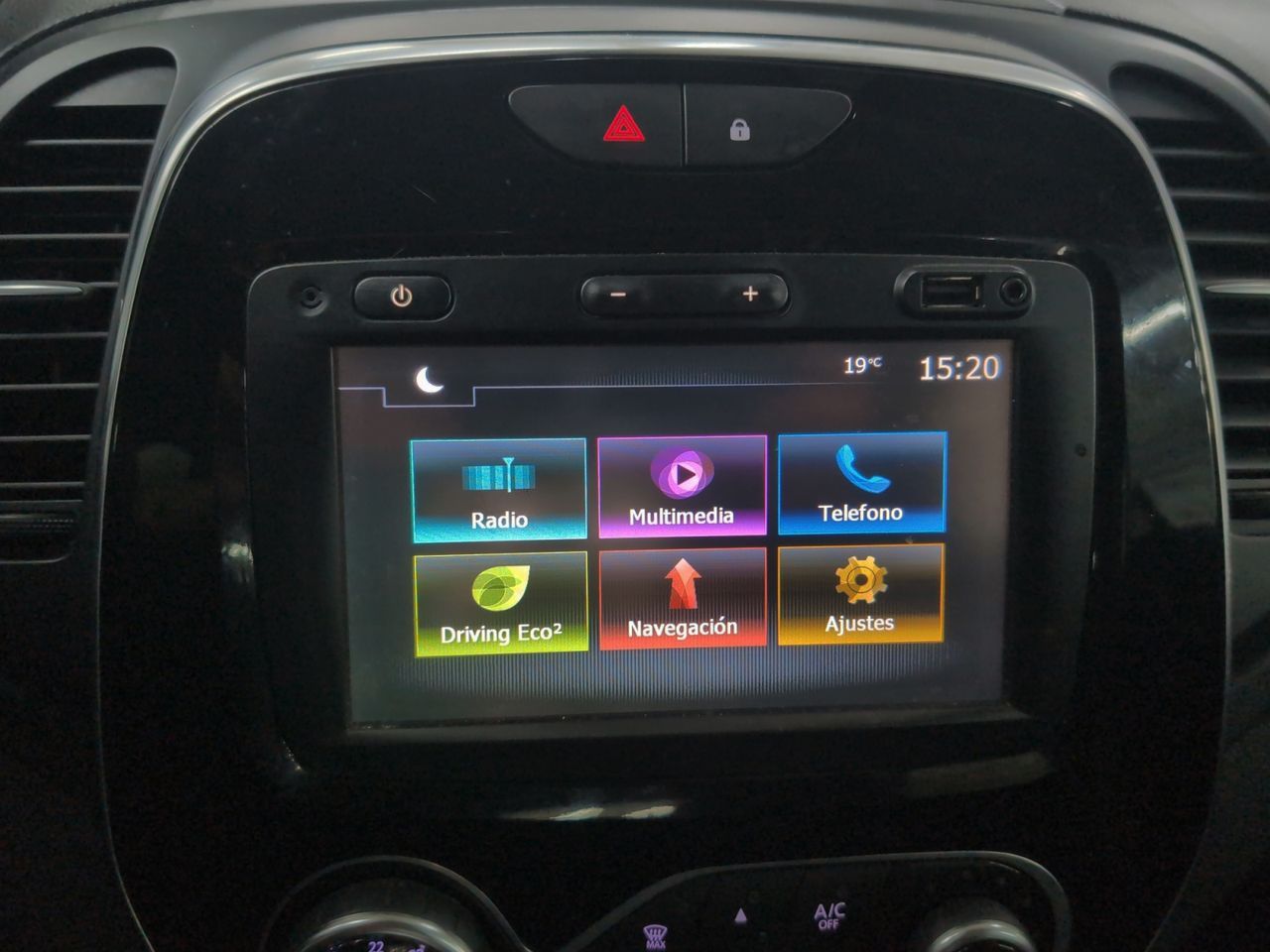 Renault Captur Limited Energy TCe - foto 17