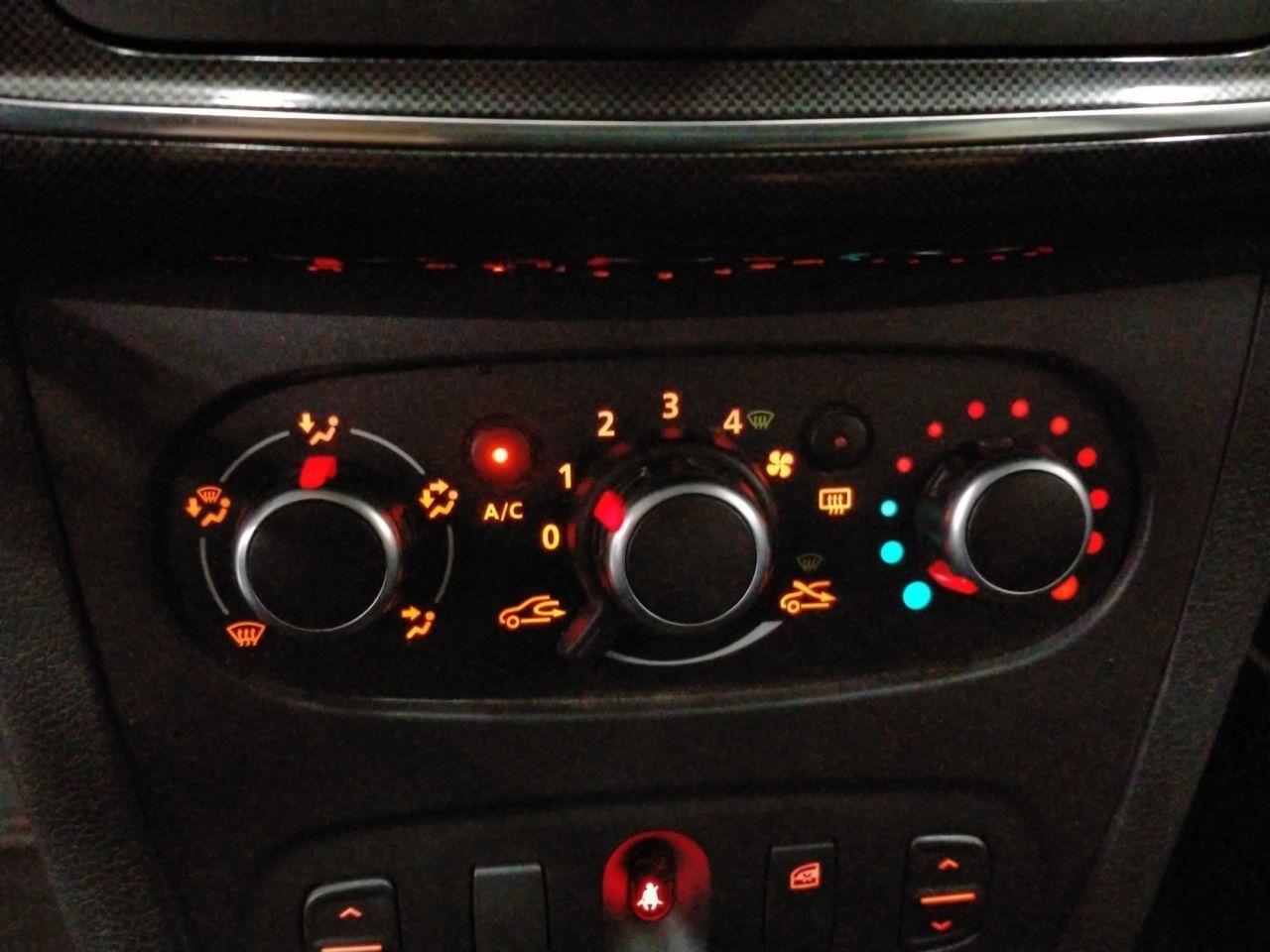 Dacia Logan MCV Comfort SS TCe - foto 17