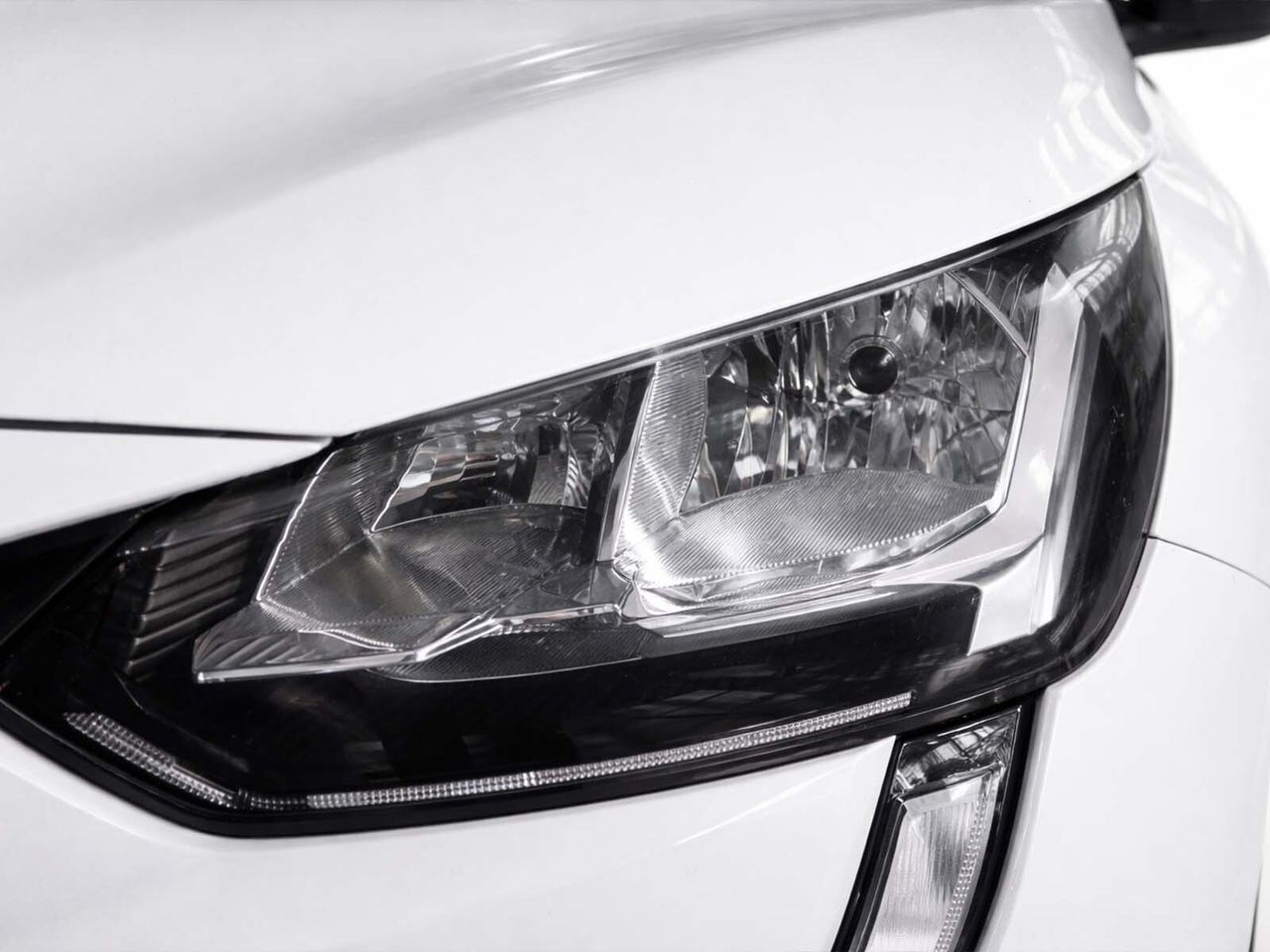 Peugeot 208 BlueHDi 100 Active - foto 19