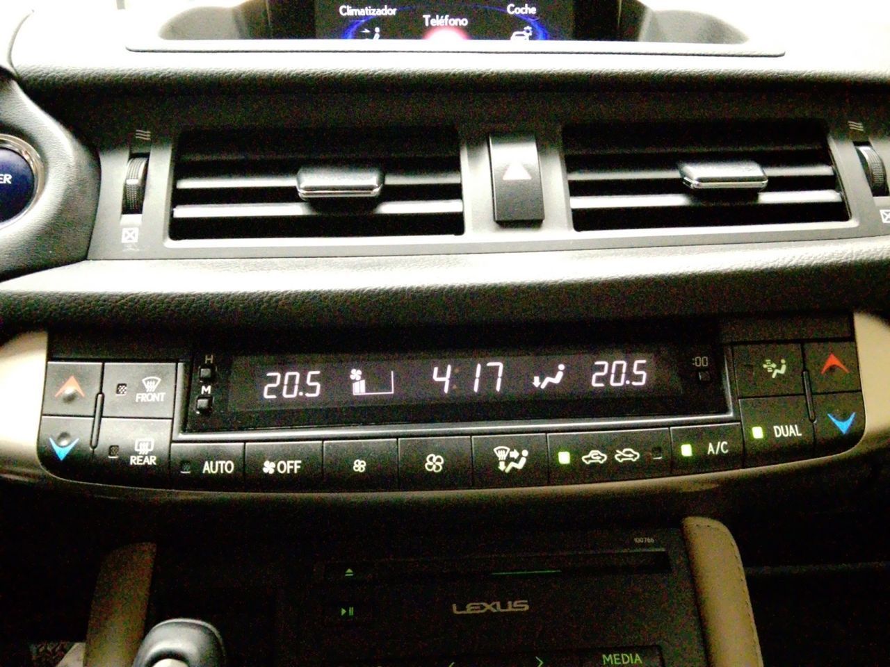 Lexus CT 200h Business - foto 20