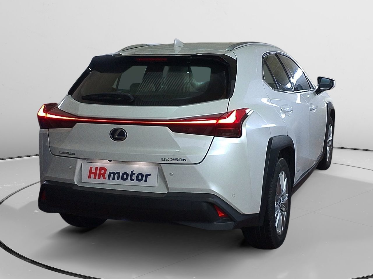 Lexus UX 250h Business 2WD - foto 2