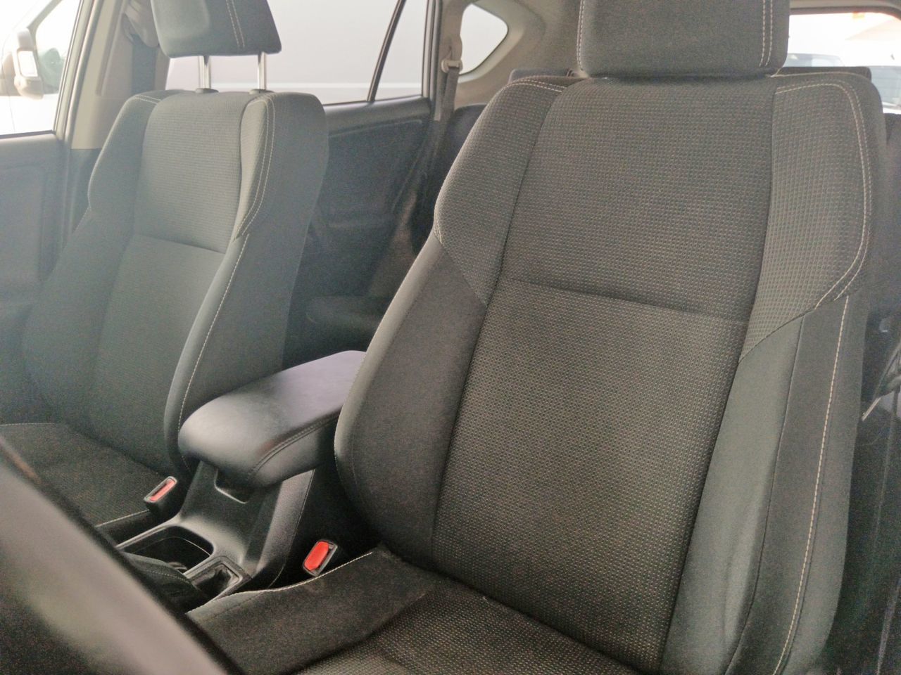 Toyota RAV4 2.5l hybrid Dynamic 4WD - foto 21