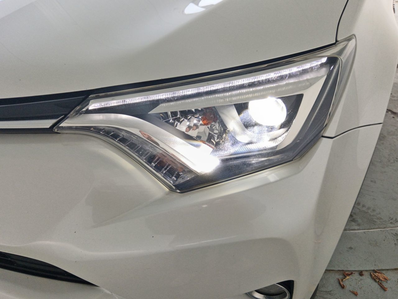 Toyota RAV4 2.5l hybrid Dynamic 4WD - foto 22