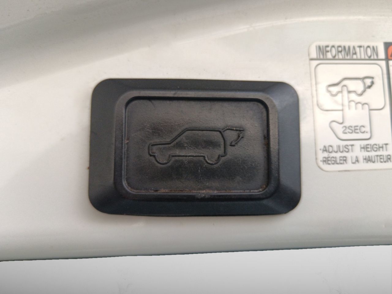 Toyota RAV4 2.5l hybrid Dynamic 4WD - foto 13