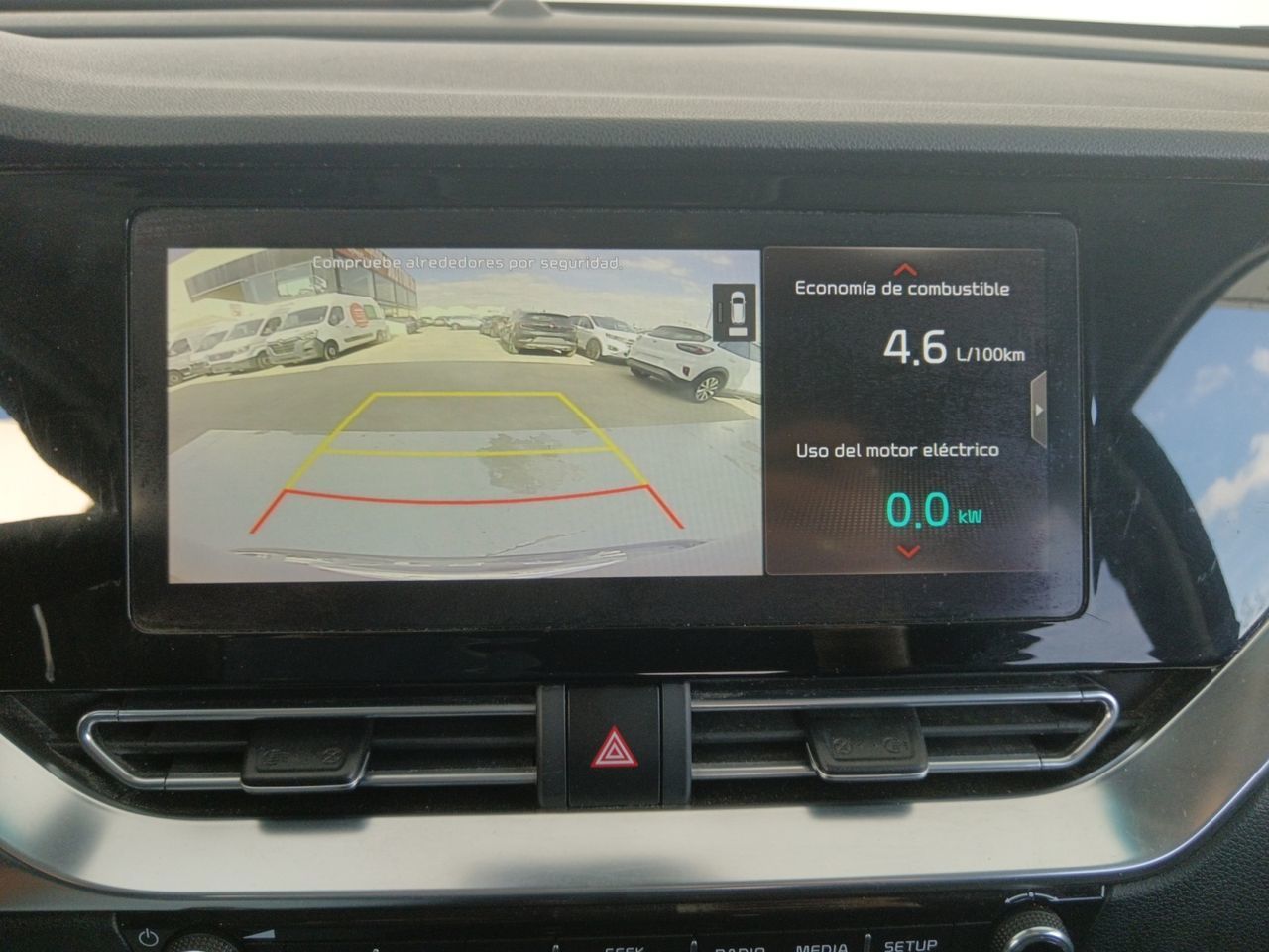 Kia Niro 1.6 GDi HEV Concept - foto 16