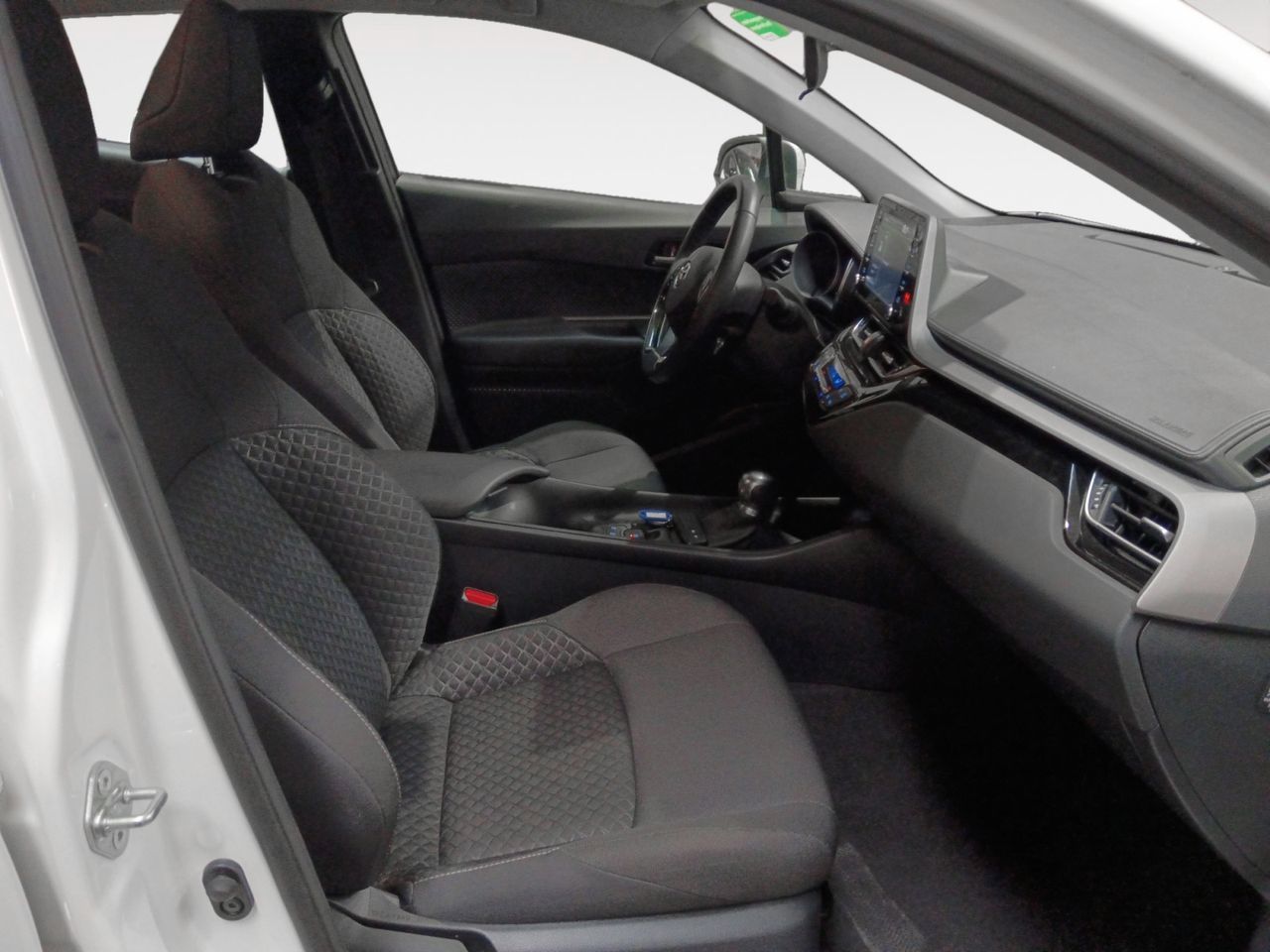 Toyota C-HR 1.8 125H Active - foto 11