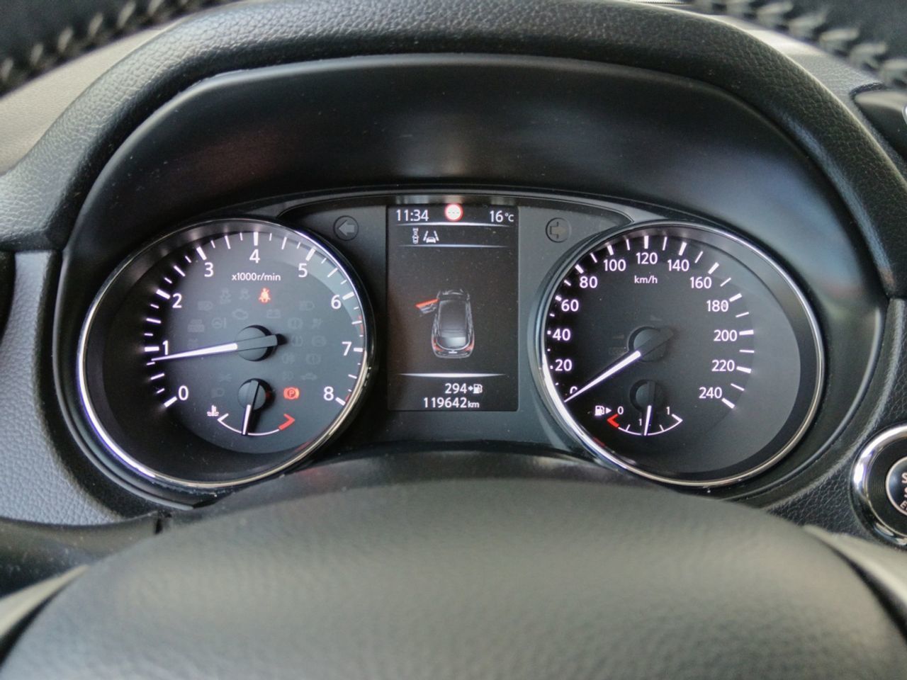 Nissan Qashqai DIG-T 115 N-Connecta 4x2 - foto 13