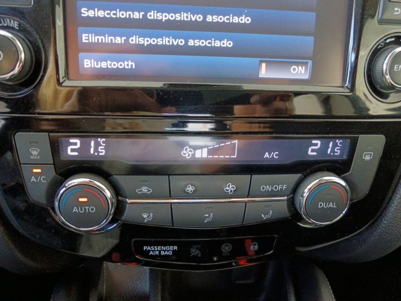 Nissan Qashqai DIG-T 115 N-Connecta 4x2 - foto 19