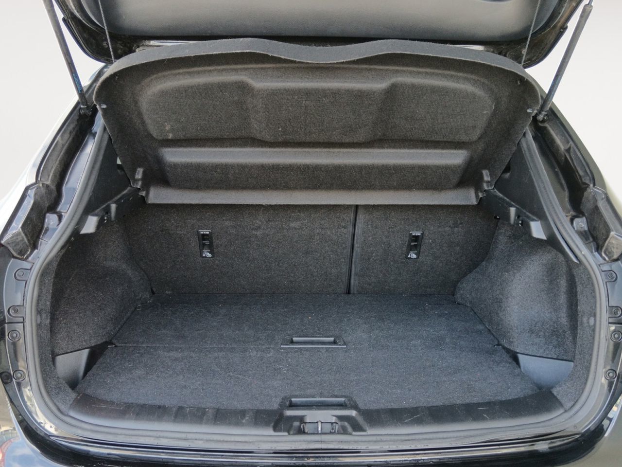 Nissan Qashqai DIG-T 115 N-Connecta 4x2 - foto 11