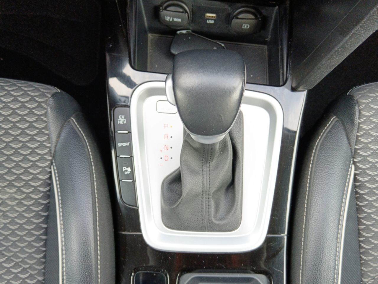 Kia XCeed 1.6 GDi PHEV eDrive - foto 13