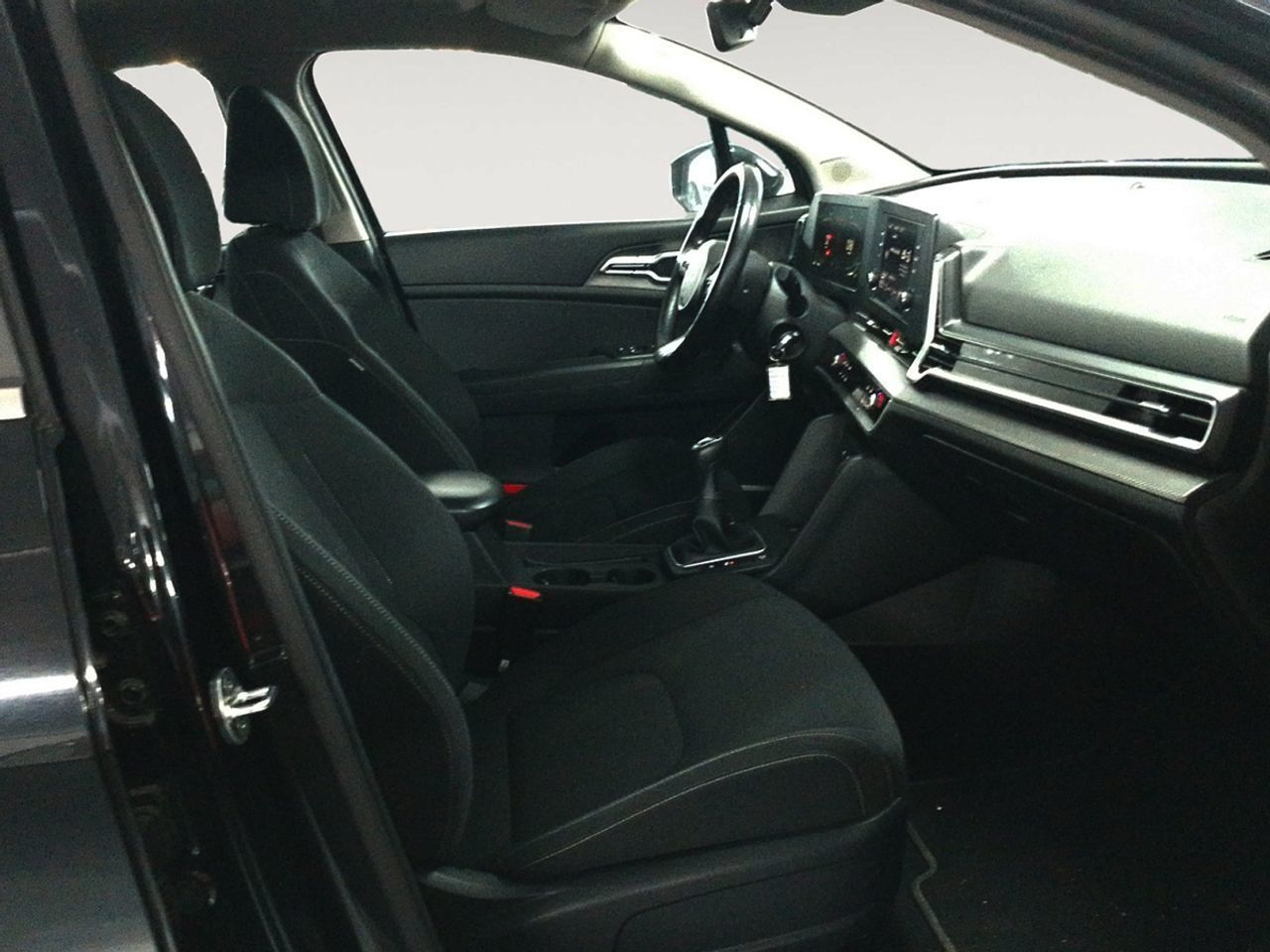 Kia Sportage 1.6 MHEV Drive 4x2 - foto 11