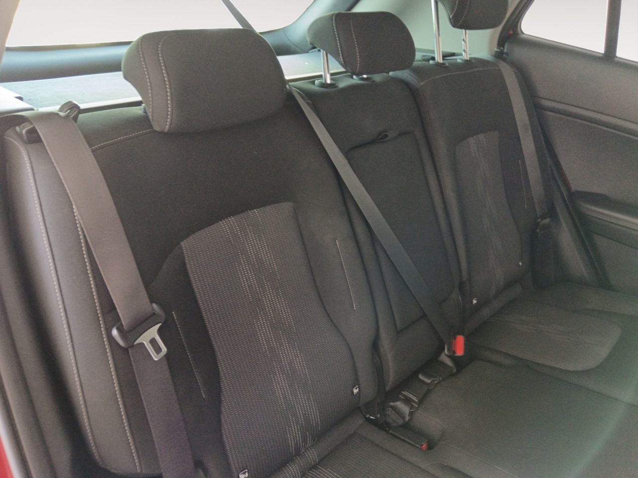 Kia Sportage 1.6 T-GDi Concept 4x2 - foto 9
