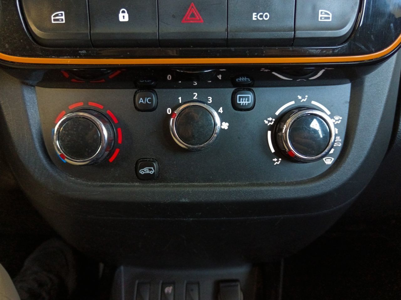 Dacia Spring Comfort Plus Electric - foto 21