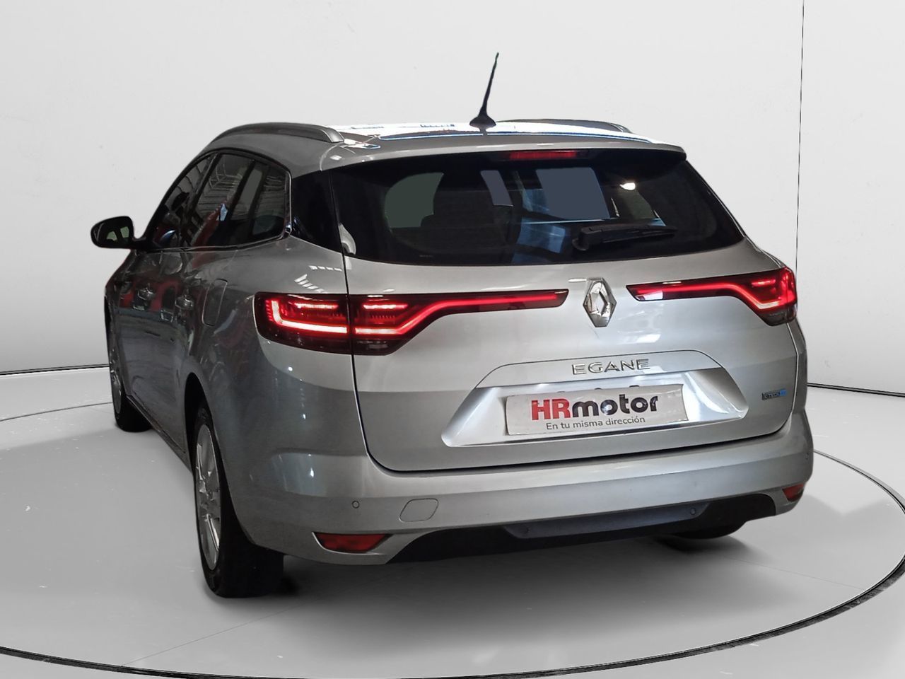 Renault Mégane Sport Tourer Business E-Tech Híbrido enchufable - foto 4