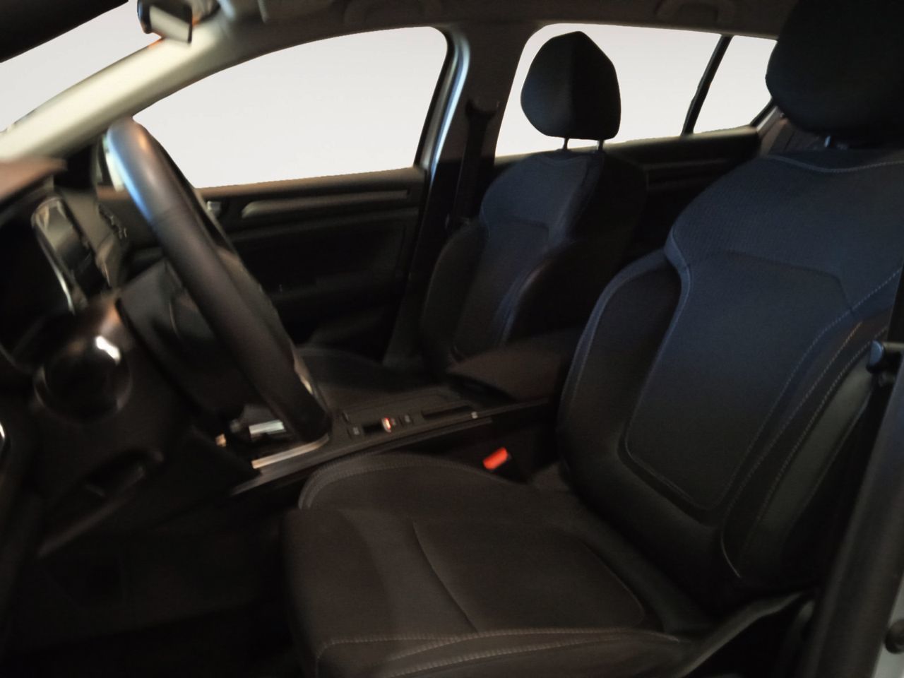Renault Mégane Sport Tourer Business E-Tech Híbrido enchufable - foto 9