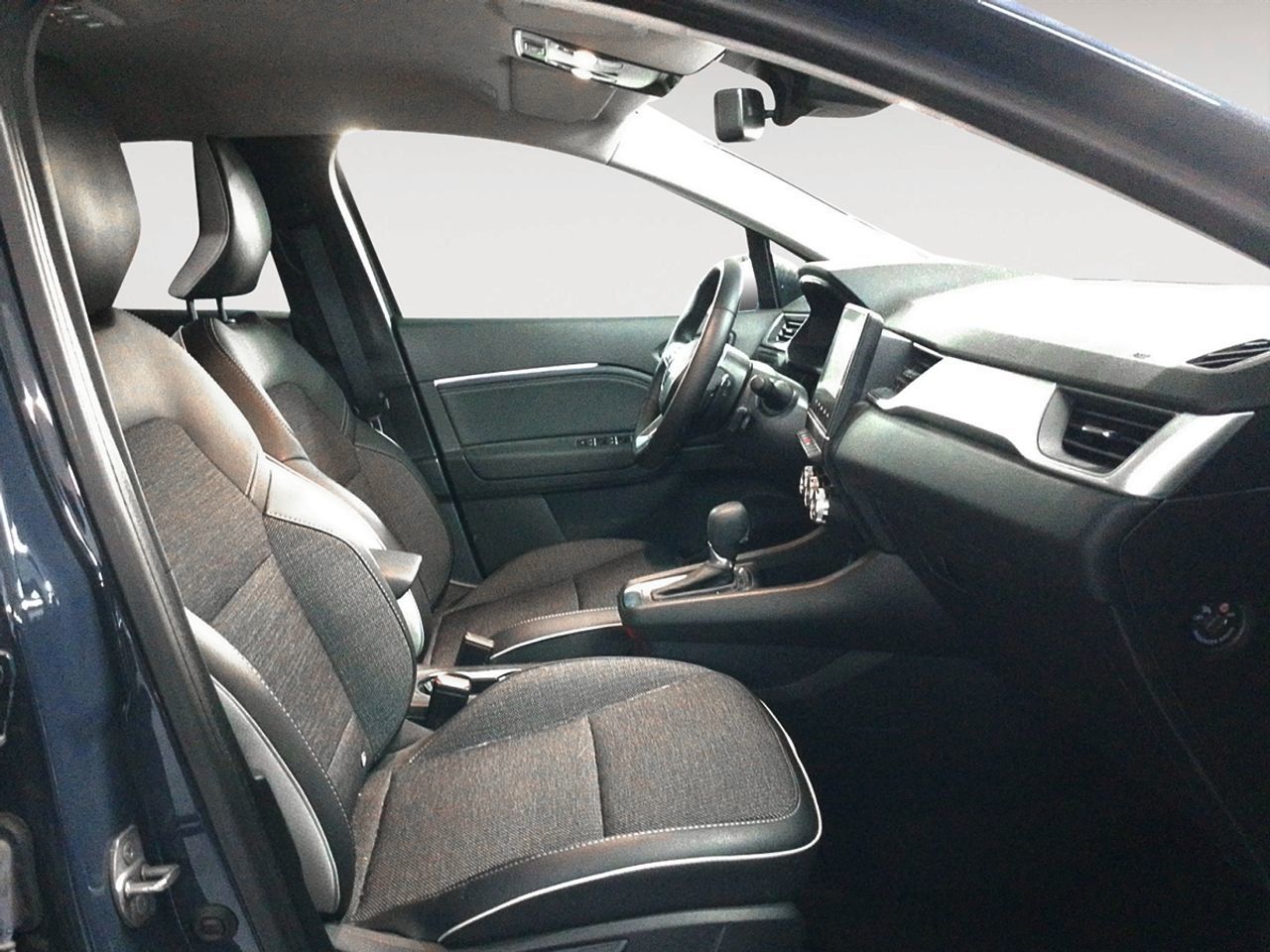 Renault Captur Techno TCe 160 Mild Hybrid EDC - foto 8