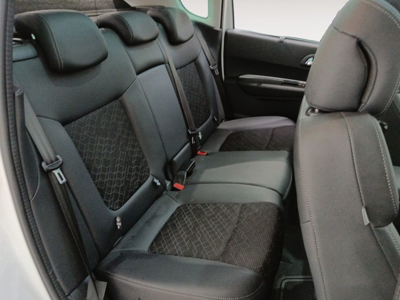 Peugeot 3008 1.2 PureTech Allure - foto 10