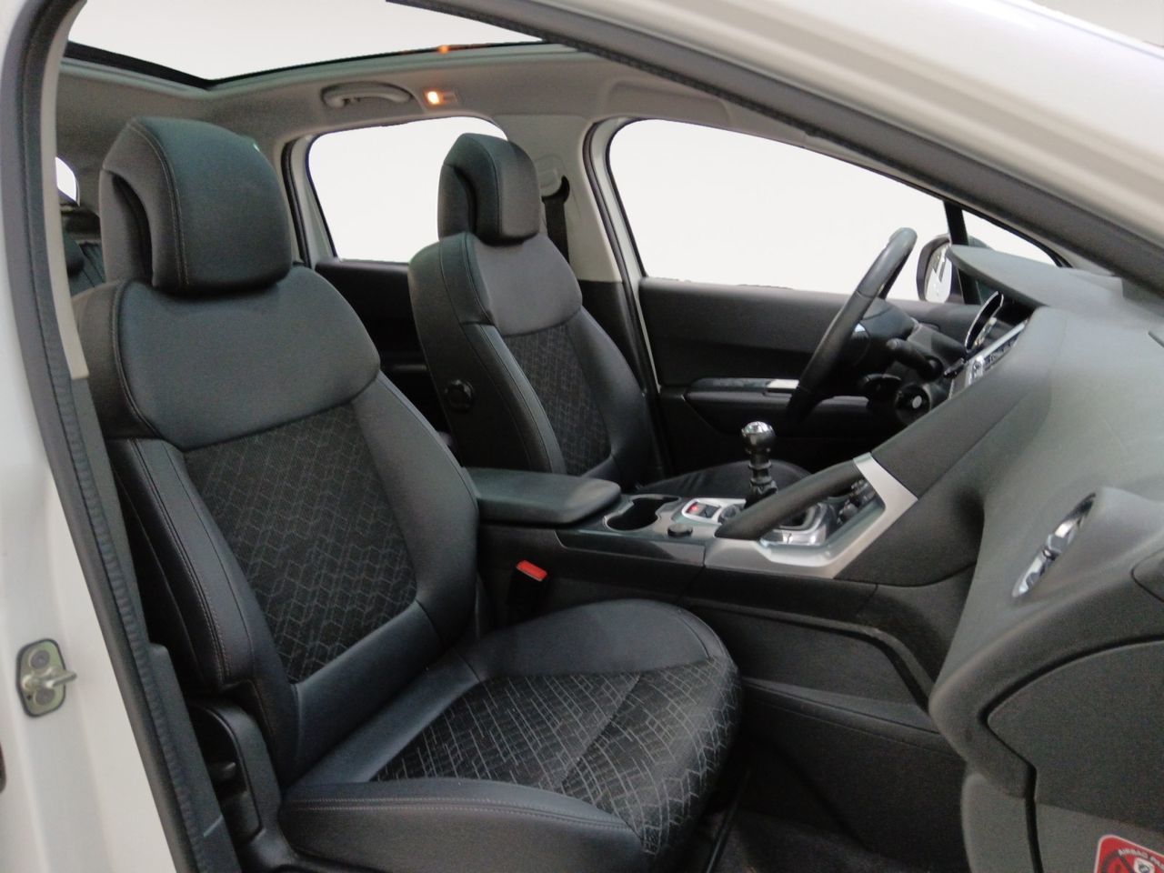 Peugeot 3008 1.2 PureTech Allure - foto 11