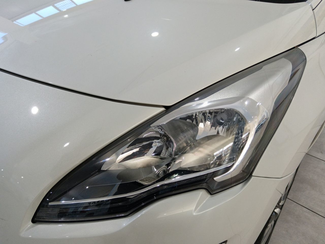 Peugeot 3008 1.2 PureTech Allure - foto 24
