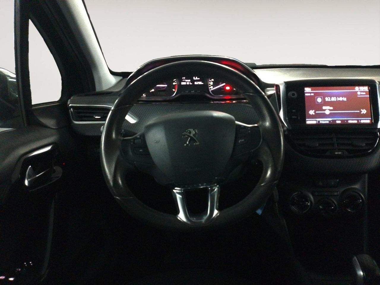 Peugeot 208 1.2 PureTech Allure - foto 8