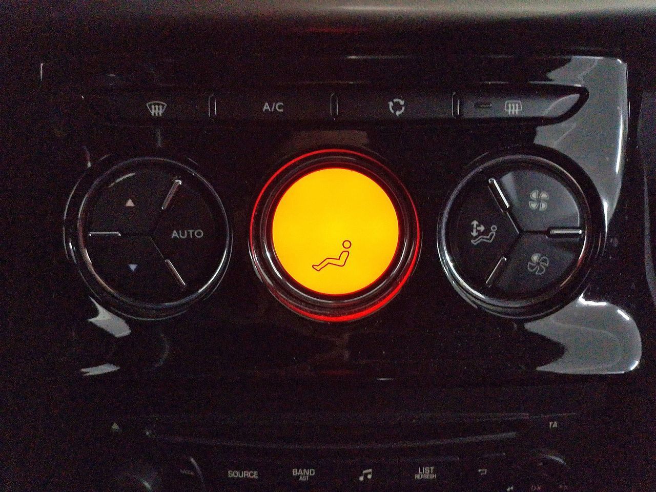 DS DS 3 Crossback PureTech 82 Desire - foto 18