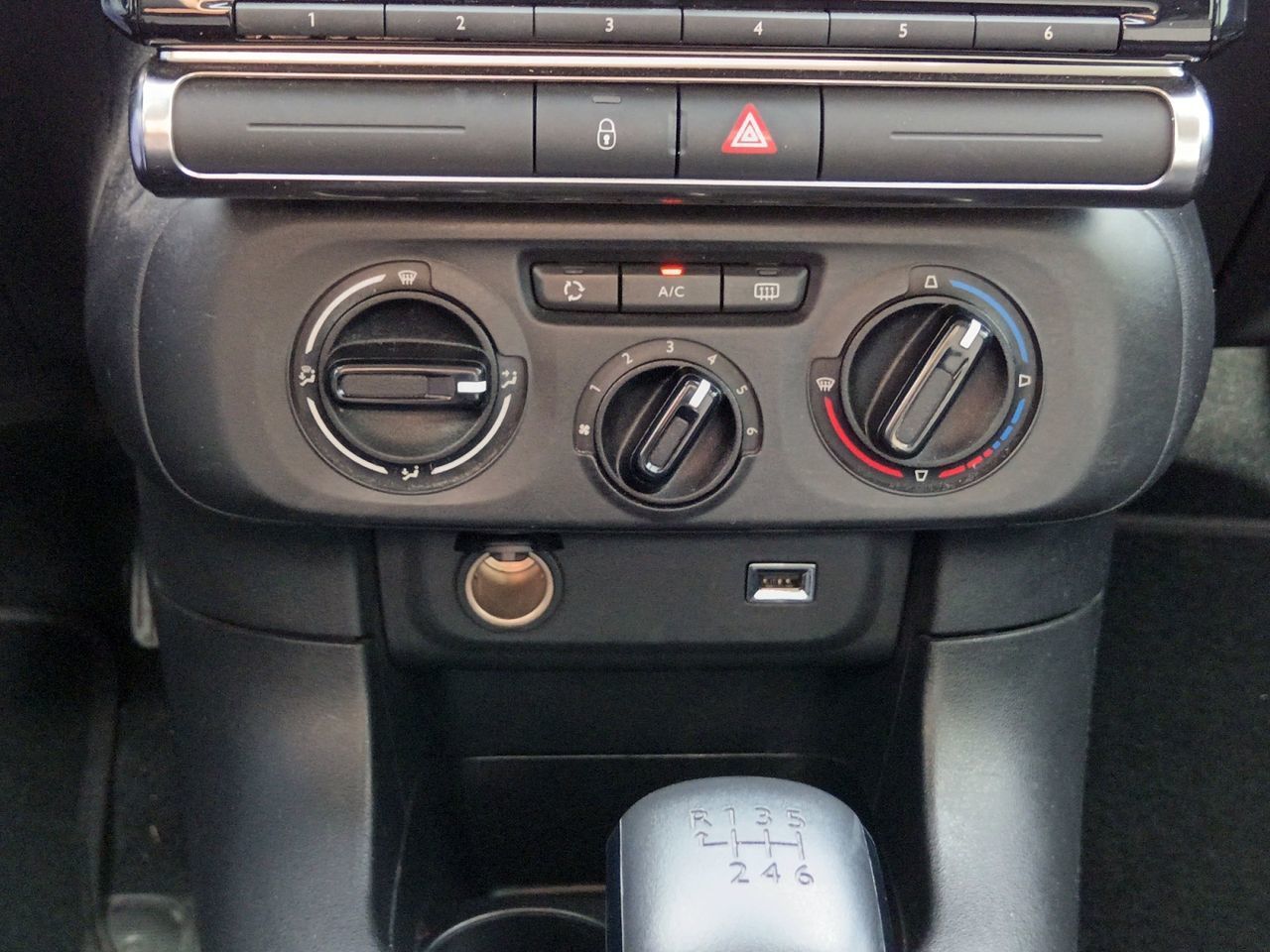 Citroën C3 1.2 PureTech Feel - foto 18