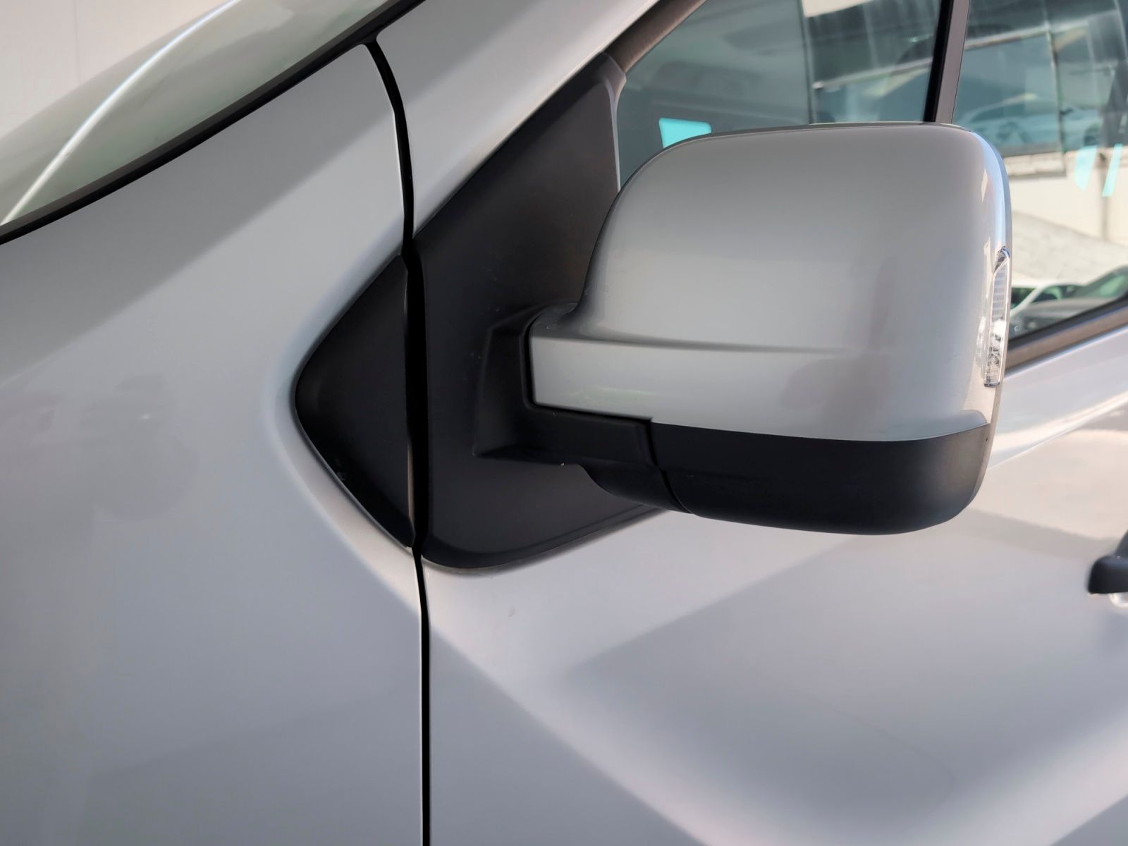 Nissan Primastar 2.0 dCi Acenta L1H1 1T - foto 25