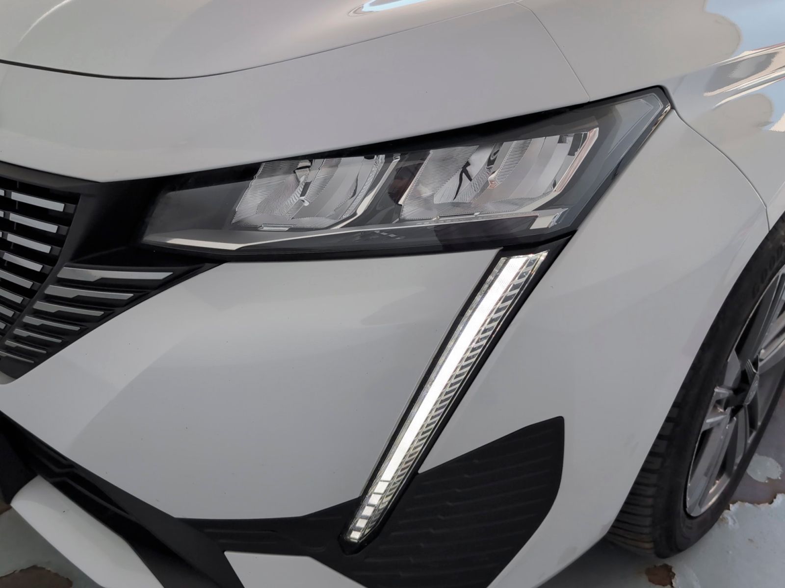 Peugeot 308 PureTech 130 Allure - foto 25