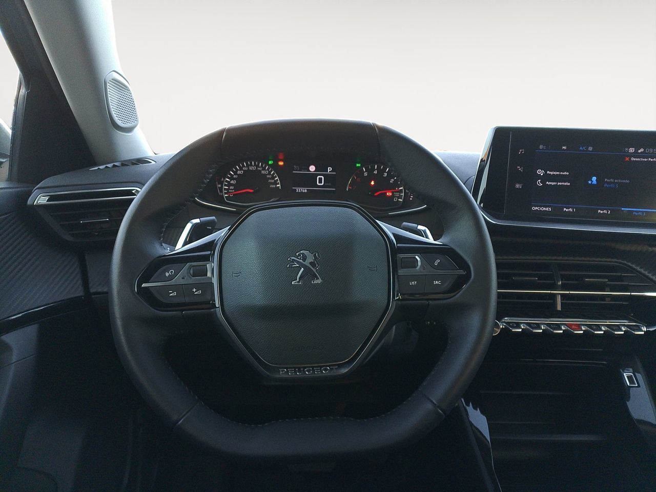 Peugeot 2008 PureTech 130 Allure EAT8 - foto 7