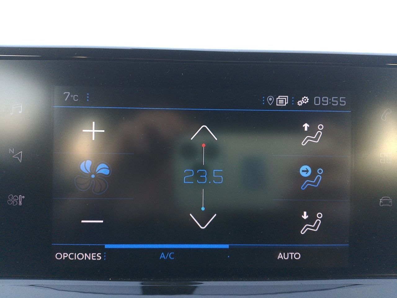 Peugeot 2008 PureTech 130 Allure EAT8 - foto 18