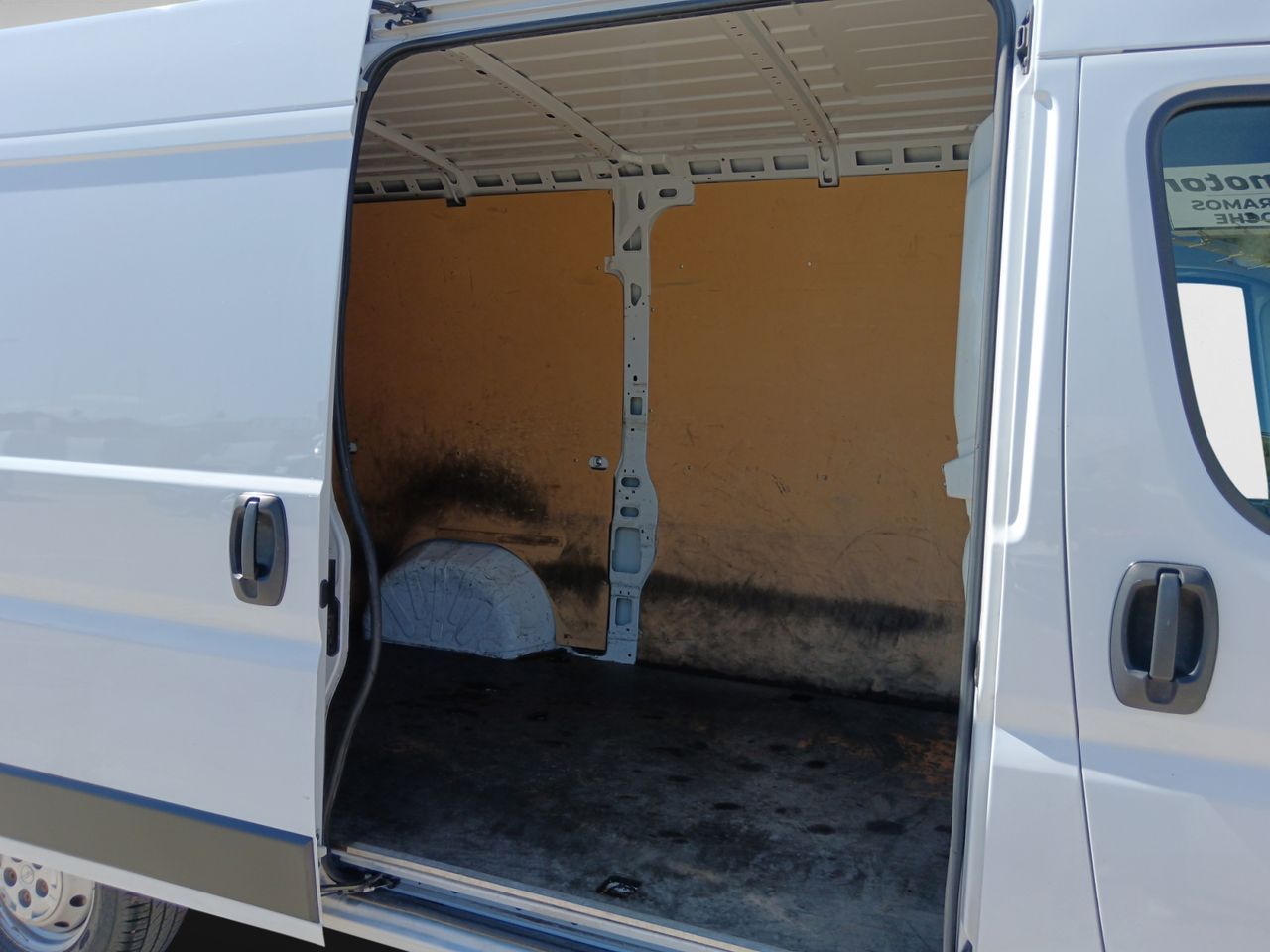 Opel Movano Furgón BlueHDi 140 Edition L2H2 3.500 - foto 11