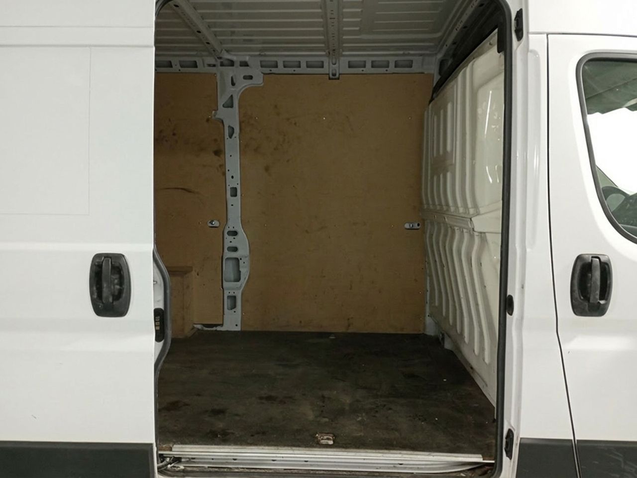 Opel Movano Furgón BlueHDi 140 Edition L2H2 3.500 - foto 13