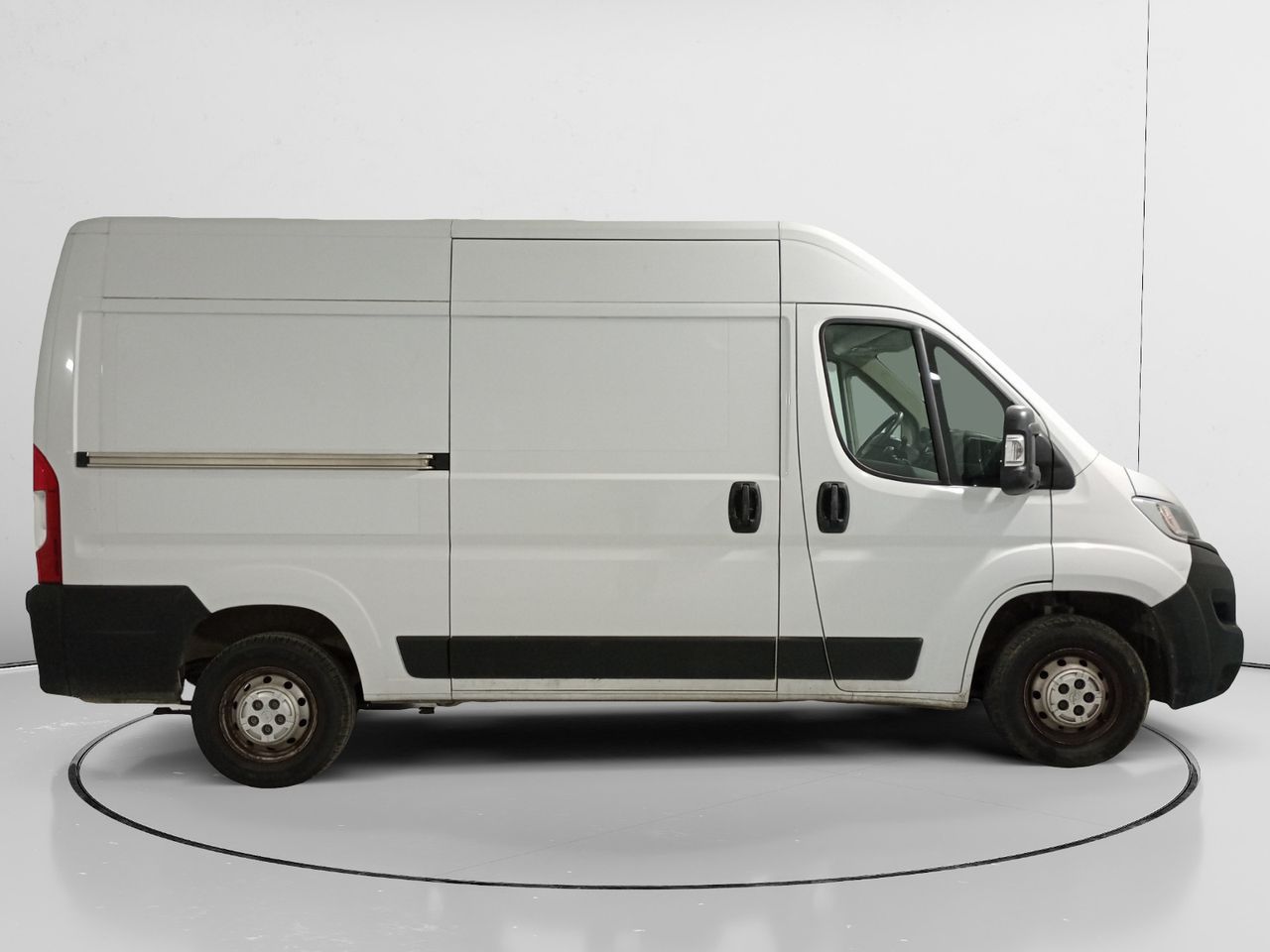 Opel Movano Furgón BlueHDi 140 Edition L2H2 3.500 - foto 2