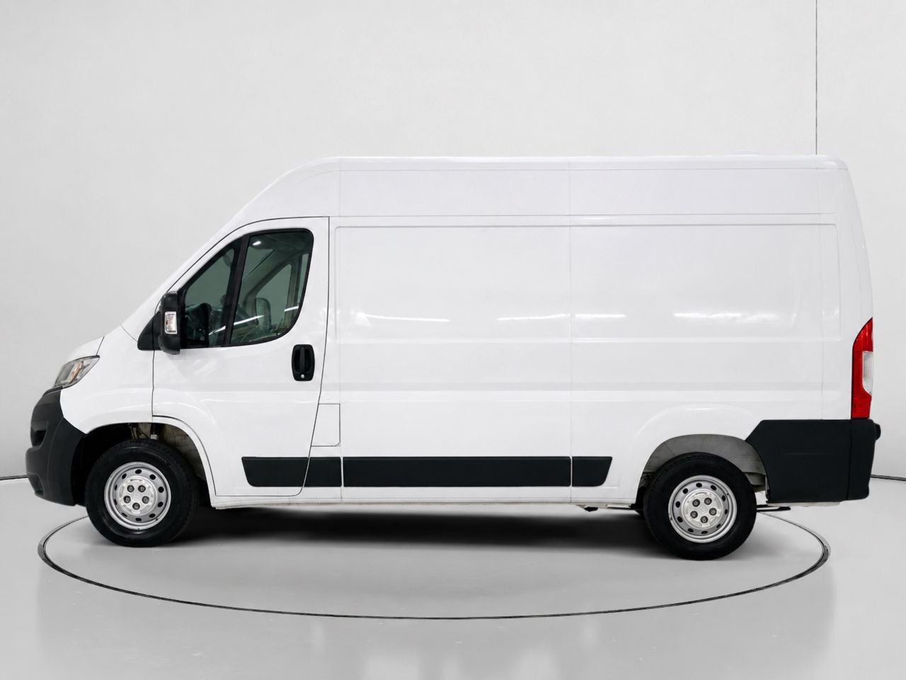 Opel Movano Furgón BlueHDi 140 Edition L2H2 3.500 - foto 6