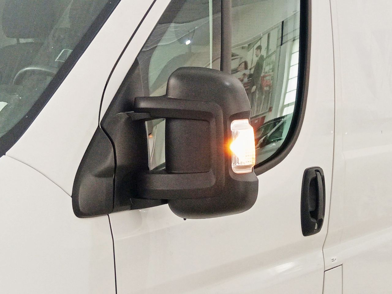 Opel Movano Furgón BlueHDi 140 Edition L2H2 3.500 - foto 23