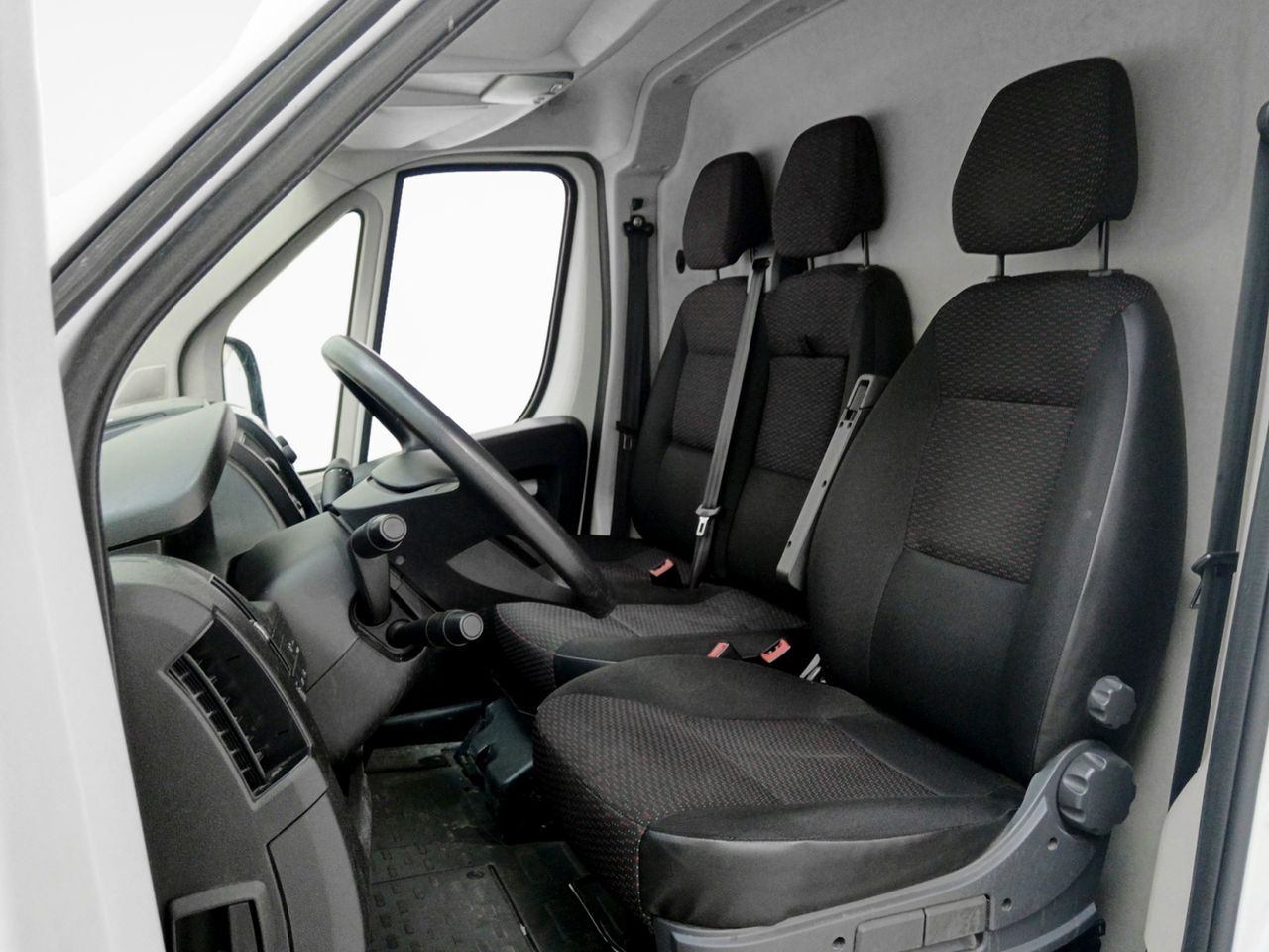 Opel Movano Furgón BlueHDi 140 Edition L2H2 3.500 - foto 11