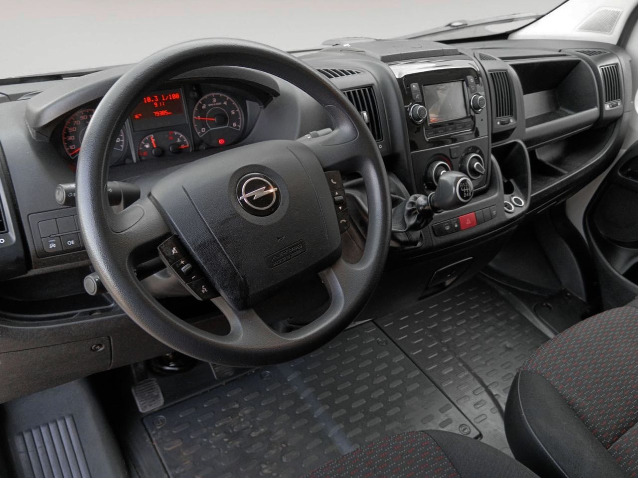 Opel Movano Furgón BlueHDi 140 Edition L2H2 3.500 - foto 6