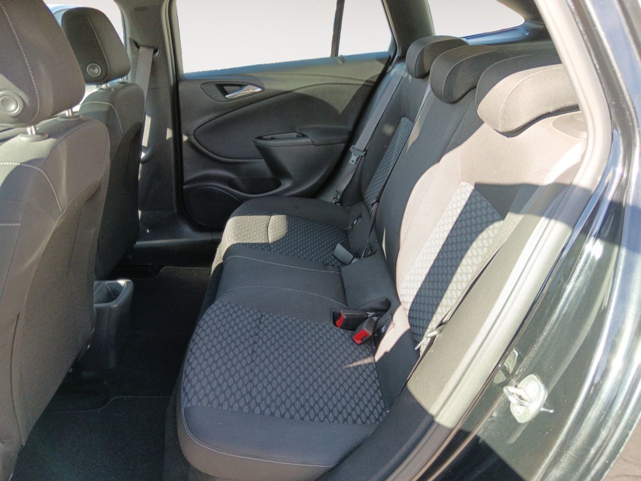 Opel Astra 1.2 Turbo SHL - foto 10