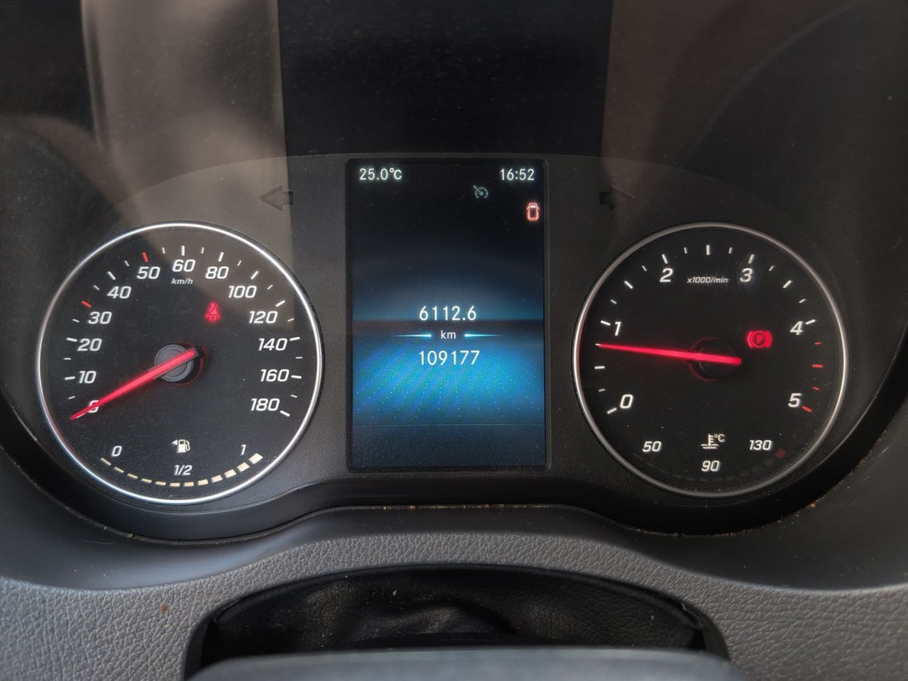 Mercedes-Benz Sprinter Furgón 315 CDI Medio 3.5T T. Alto - foto 14